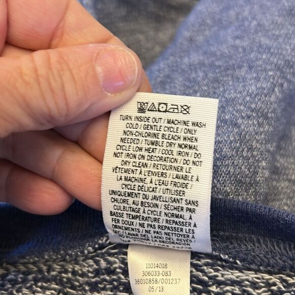 PINK Victoria's Secret Women's Blue Sweatshirt Size S EUC - Picture 7 of 8